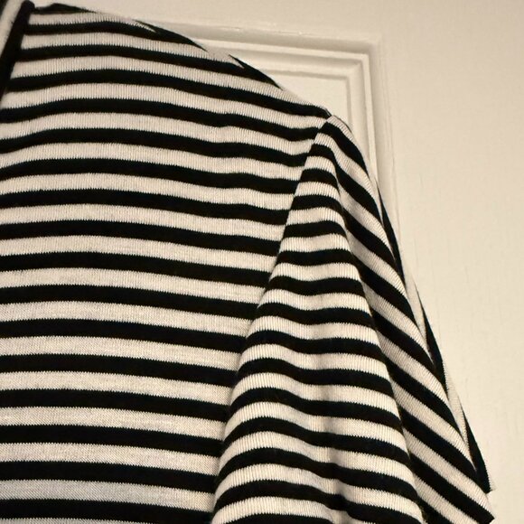 NWT Halogen Flutter Sleeve shirt, SP, blue - Picture 4 of 4